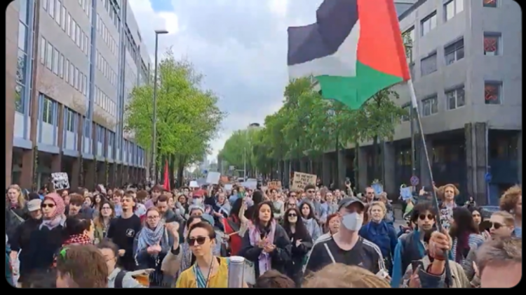 فيديو قديم يتداول حديثاً على انه لمظاهرات طلابية في أمستردام فيديو قديم يتداول حديثاً على انه لمظاهرات طلابية في أمستردام