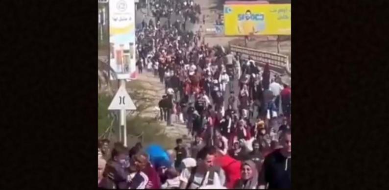 مقطع قديم لنزوح المواطنين من شمال غزة يُتداول على أنه حديثًا في رفح